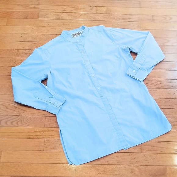 bill blass Tops - Slimming boyfriend style tunic  button up shirt